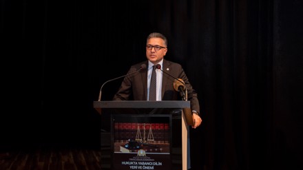Selçuk Üniversitesinde ‘hukukta yabancı dilin yeri ve önemi’ anlatıldı
